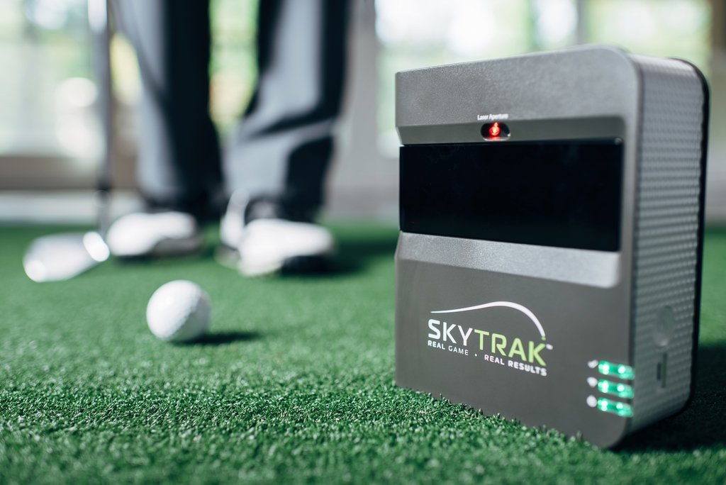 Công ty lắp đặt thi công phần mềm golf 3D Skytrak Launch Monitor